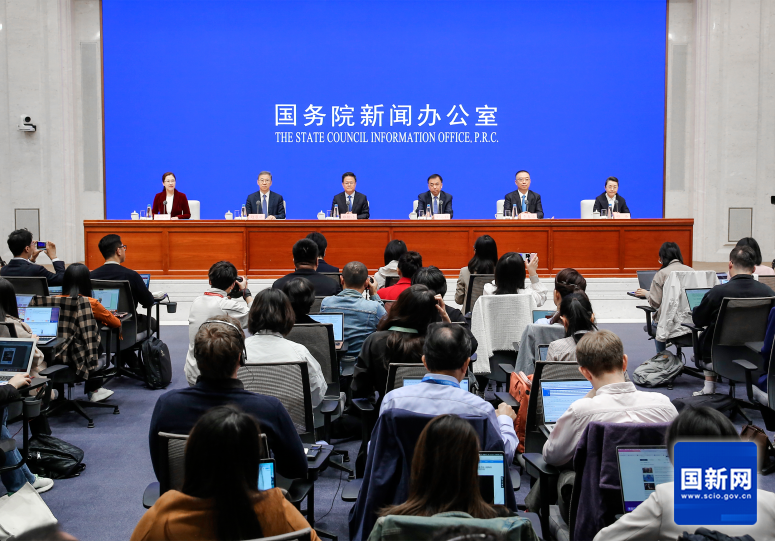 国家发改委介绍“系统落实一揽子增量政策扎实推动经济向上结构向优、发展态势持续向好”有关情况 国家发改委介绍“系统落实一揽子增量政策扎实推动经济向上结构向优、发展态势持续向好”有关情况