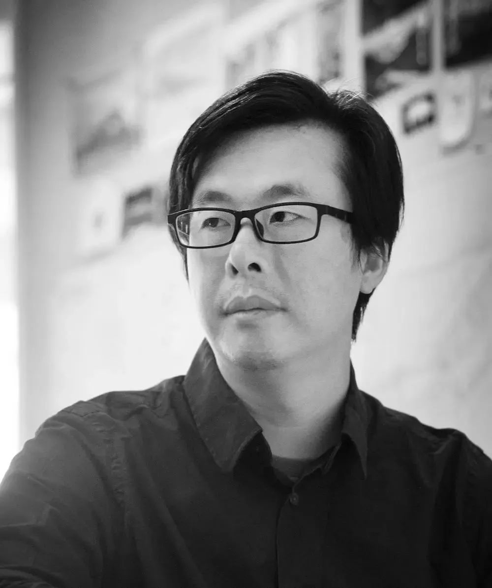 何崴:建筑是块“三明治” 何崴:建筑是块“三明治”
