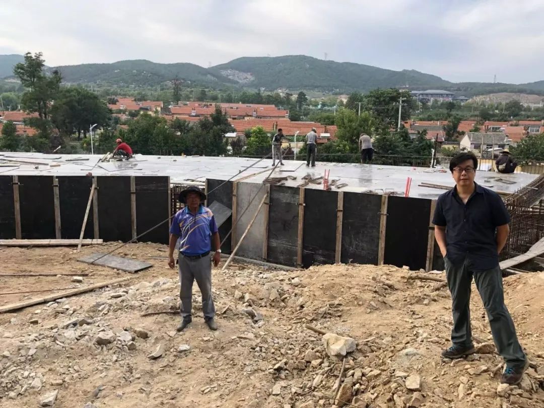 何崴:建筑是块“三明治” 何崴:建筑是块“三明治”