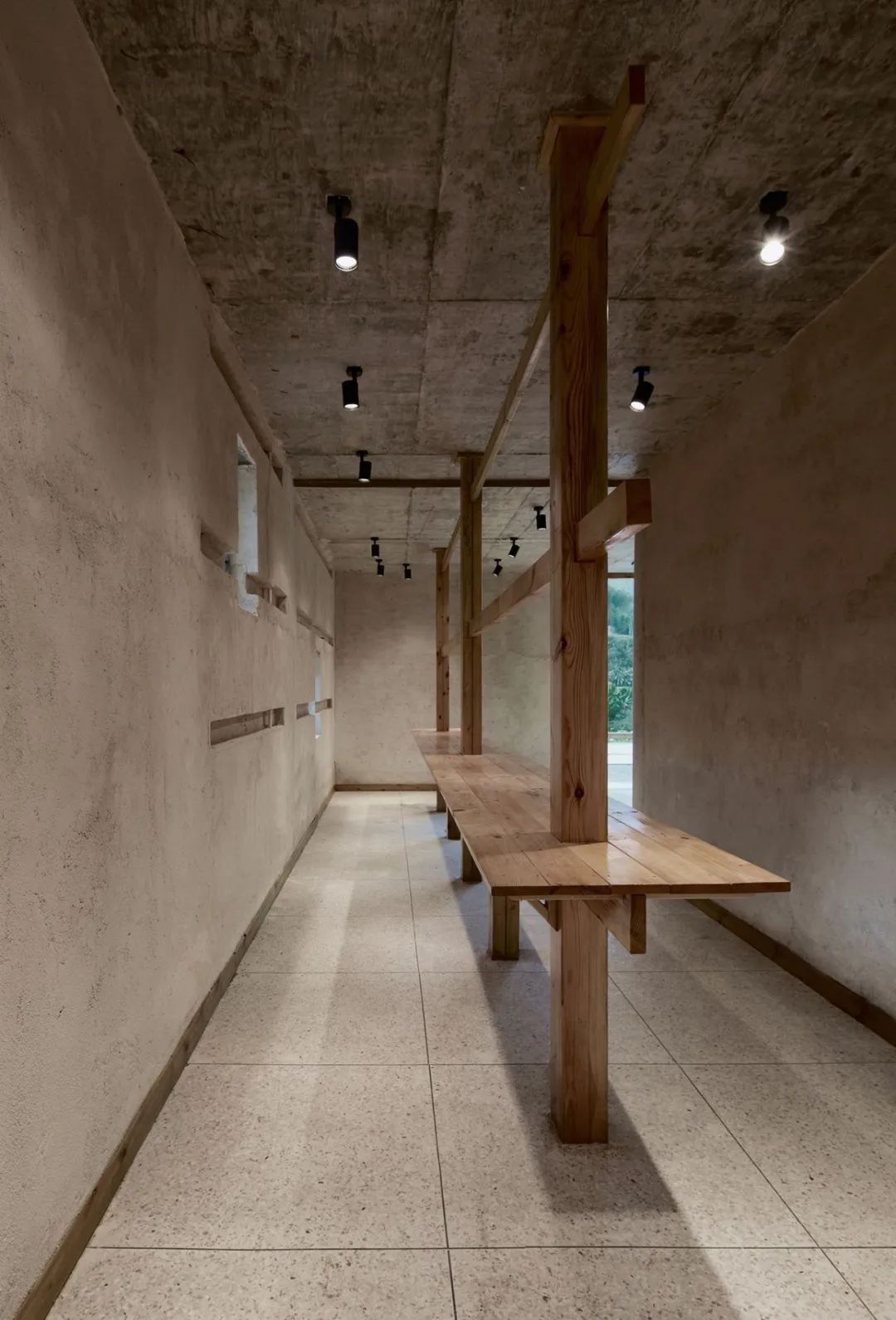 何崴:建筑是块“三明治” 何崴:建筑是块“三明治”
