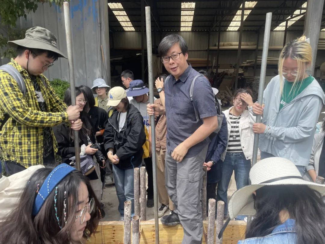 何崴:建筑是块“三明治” 何崴:建筑是块“三明治”