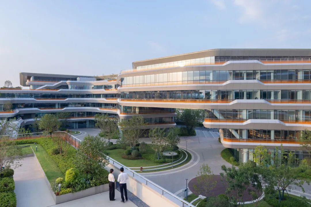 line+ × 科大讯飞：AI总部新地标正式建成启用