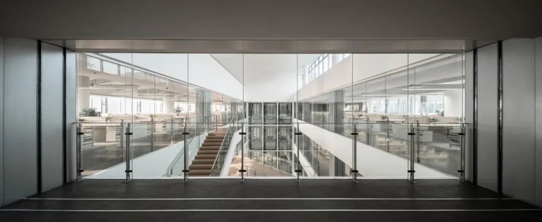 line+ × 科大讯飞:AI总部新地标正式建成启用 line+ × 科大讯飞:AI总部新地标正式建成启用