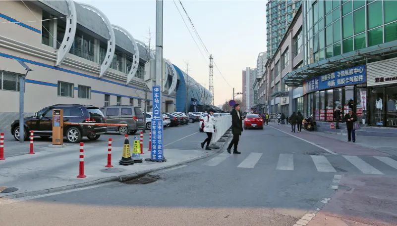 陆苹 | 地铁站周边交通与公共空间改造策略研究:以北京市地铁梨园站为例 陆苹 | 地铁站周边交通与公共空间改造策略研究:以北京市地铁梨园站为例