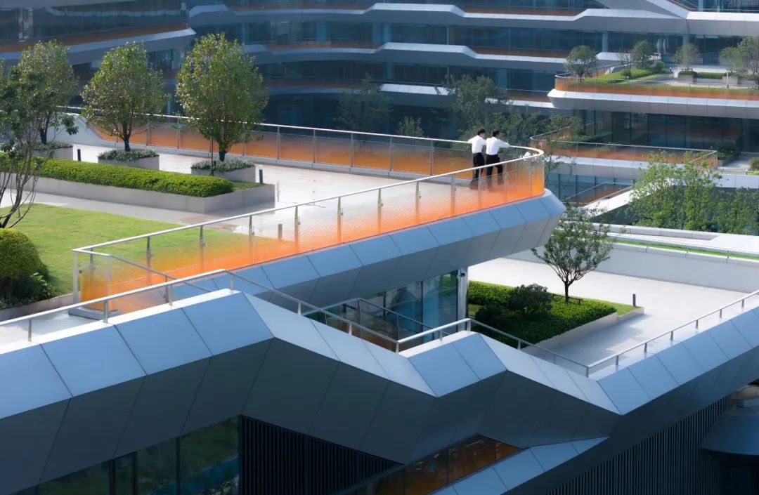 line+ × 科大讯飞:AI总部新地标正式建成启用 line+ × 科大讯飞:AI总部新地标正式建成启用