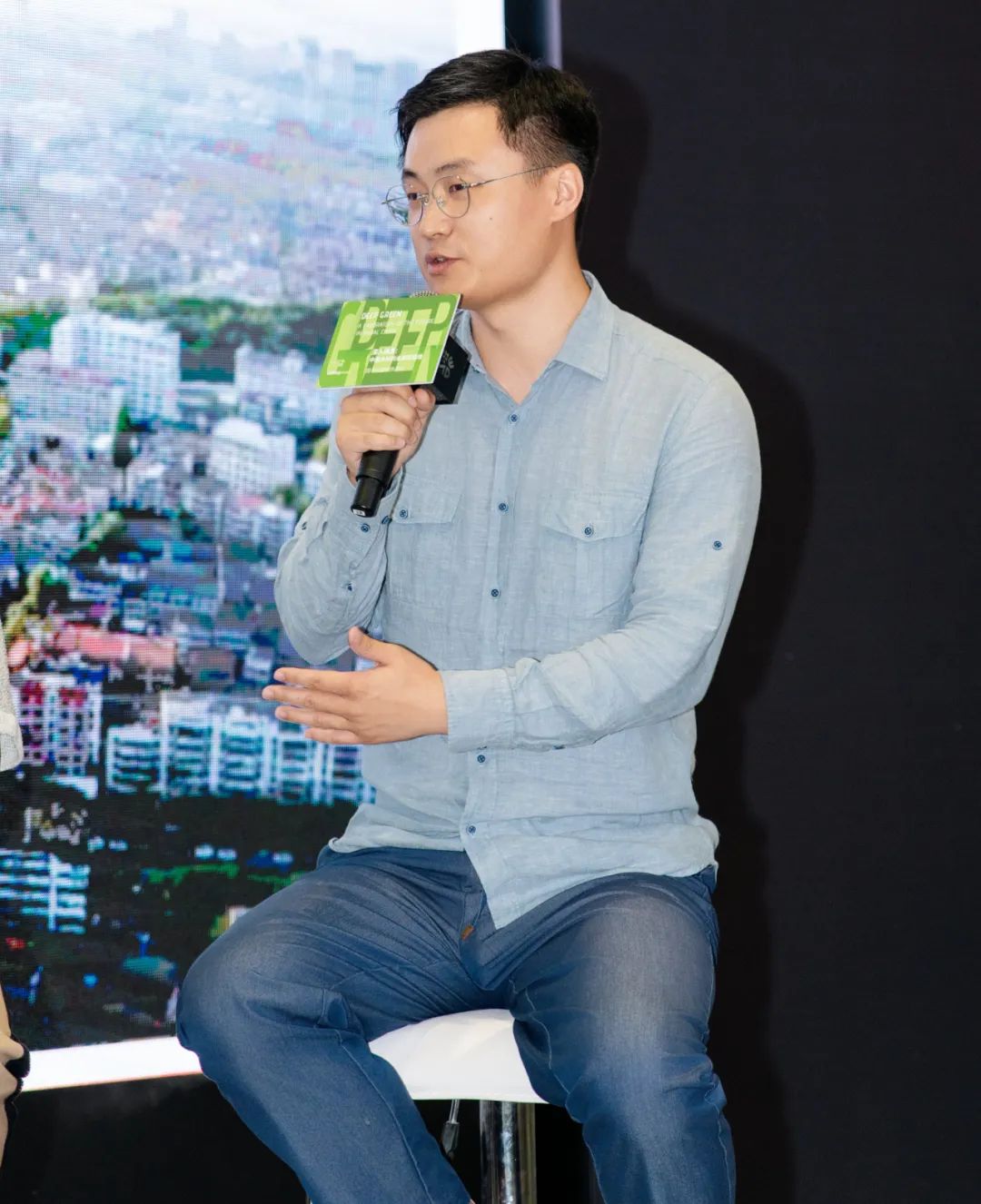 从城市回流乡村,这波年轻人想要什么? 从城市回流乡村,这波年轻人想要什么?
