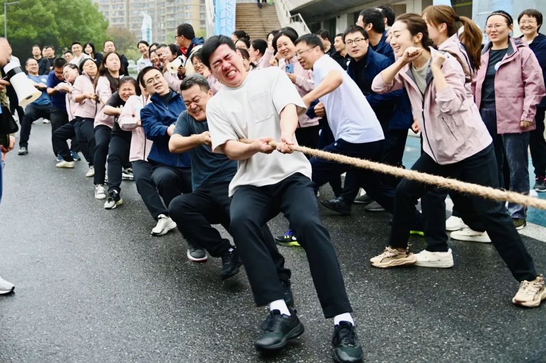 市规划和自然资源局机关工会成功举办秋季趣味运动会 市规划和自然资源局机关工会成功举办秋季趣味运动会