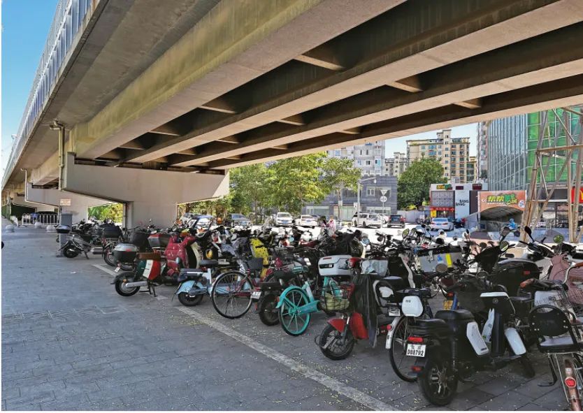 陆苹 | 地铁站周边交通与公共空间改造策略研究:以北京市地铁梨园站为例 陆苹 | 地铁站周边交通与公共空间改造策略研究:以北京市地铁梨园站为例