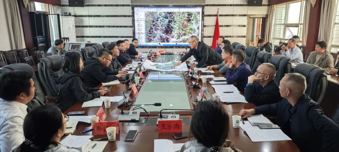 新闻 | 我院戴慎志教授一行赴湖南省华容县、资兴市一线灾区调研 新闻 | 我院戴慎志教授一行赴湖南省华容县、资兴市一线灾区调研