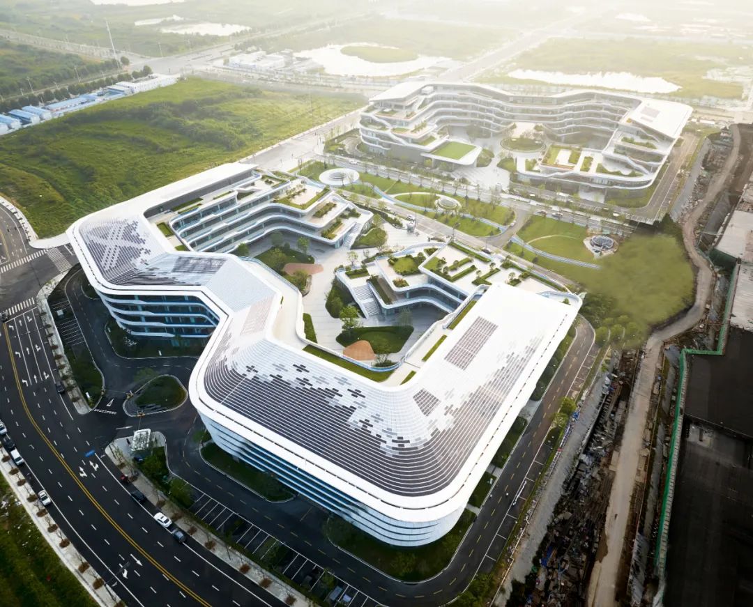 line+ × 科大讯飞:AI总部新地标正式建成启用 line+ × 科大讯飞:AI总部新地标正式建成启用