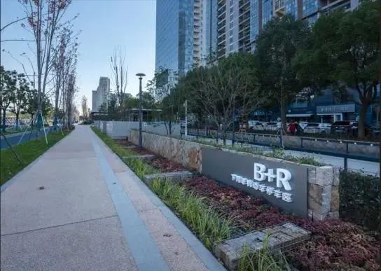 【文章导读】人民城市理念下城市街道空间更新实践与思考——以苏州市以人为本街道空间规划建设为例 【文章导读】人民城市理念下城市街道空间更新实践与思考——以苏州市以人为本街道空间规划建设为例