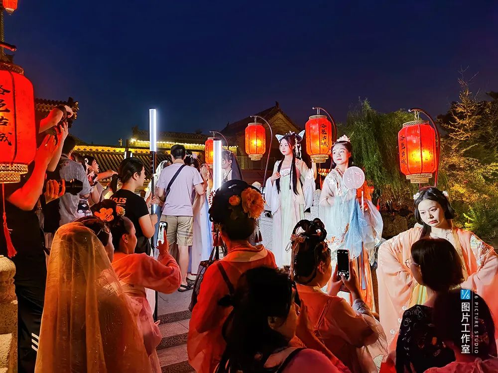 「街区化」干掉「大盒子」! 「街区化」干掉「大盒子」!