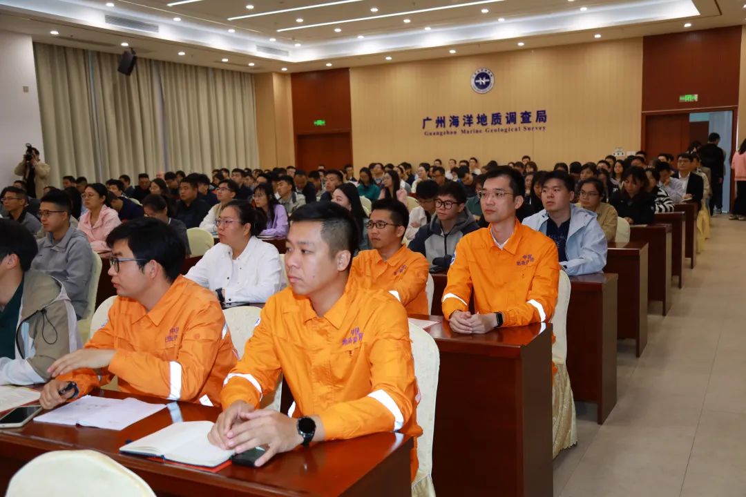 挺膺担当励青春  筑梦奋斗正当时