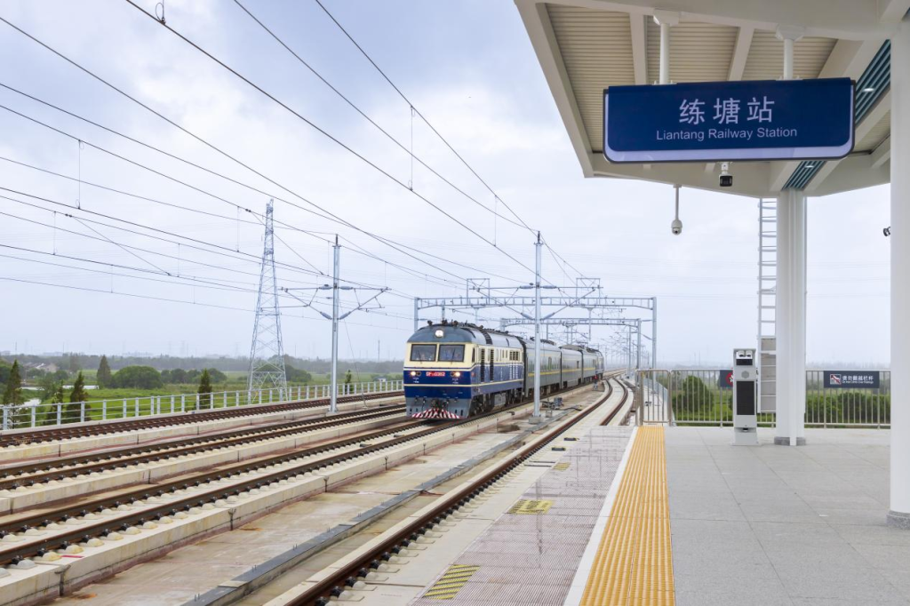 从“1+8”到“1+13”，重新认识上海大都市圈