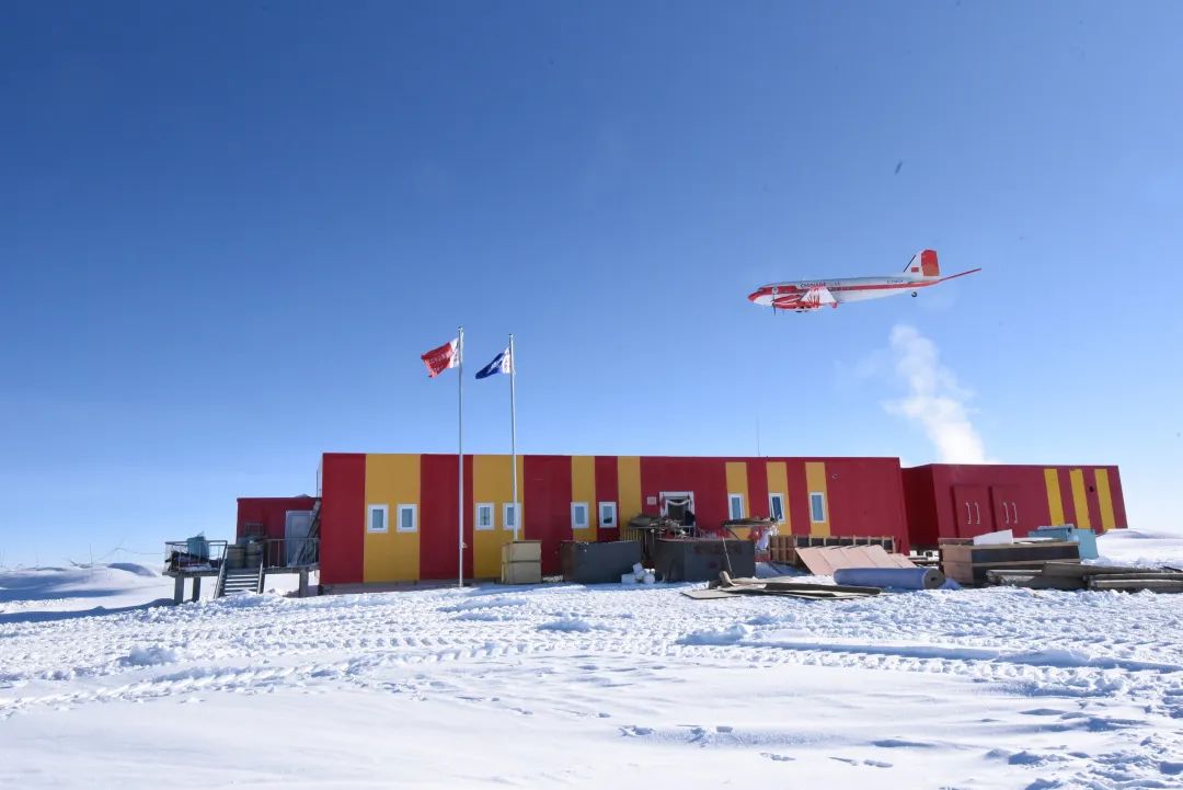 雪冰何惧  “鹰”腾极地｜中国极地考察40年系列报道⑦