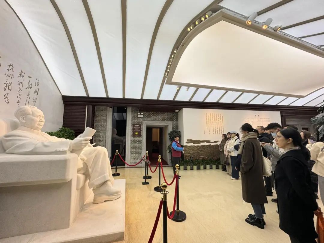 “弘扬宪法精神 共筑法治自然”丨局团委在“五四宪法”历史资料陈列馆开展主题团日活动 “弘扬宪法精神 共筑法治自然”丨局团委在“五四宪法”历史资料陈列馆开展主题团日活动