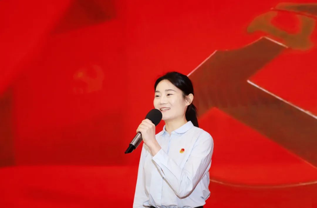 挺膺担当励青春  筑梦奋斗正当时