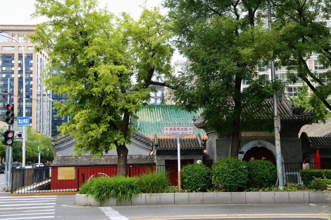 为天坛戴上花环，环天坛周边将打造城市画廊