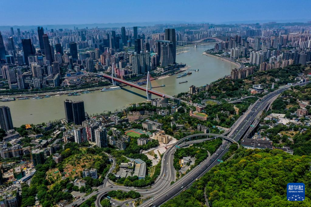 尹稚教授中国之声解读:成渝地区双城经济圈建设五周年“成绩单” 尹稚教授中国之声解读:成渝地区双城经济圈建设五周年“成绩单”