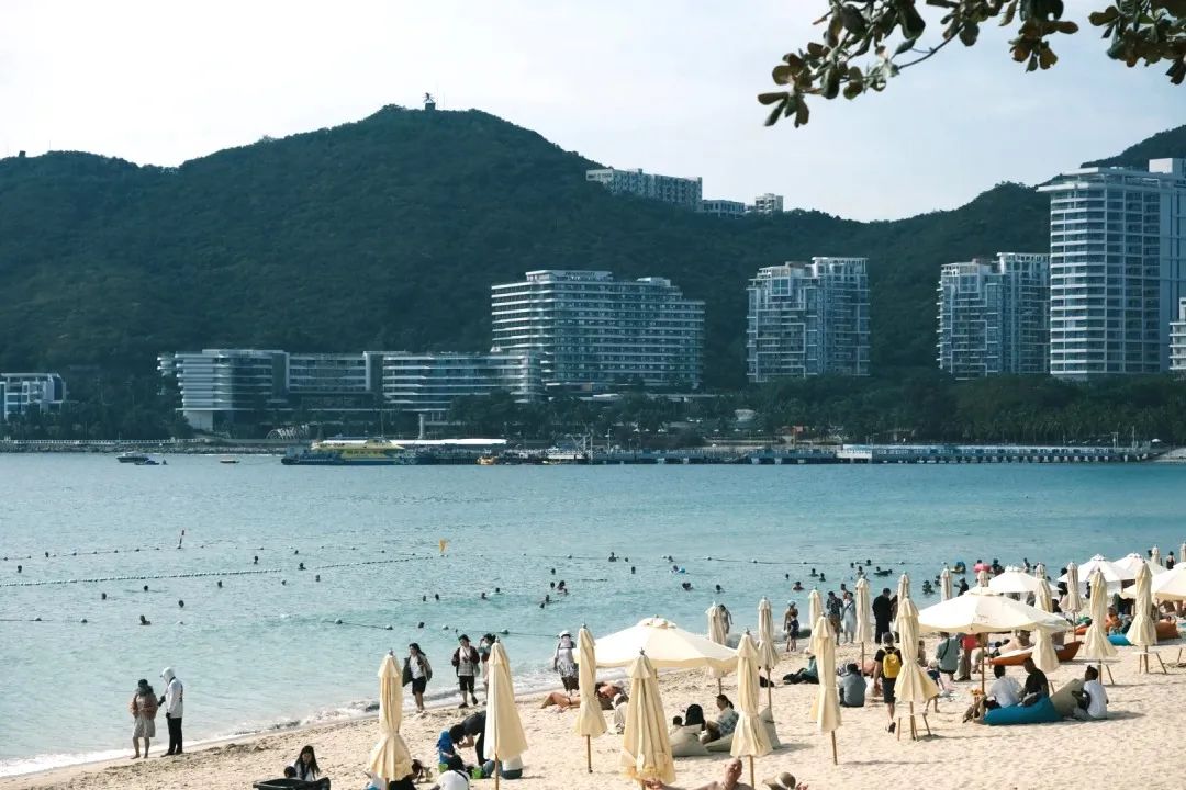 三亚的“度假”和“日常”,如何讲述? 三亚的“度假”和“日常”,如何讲述?