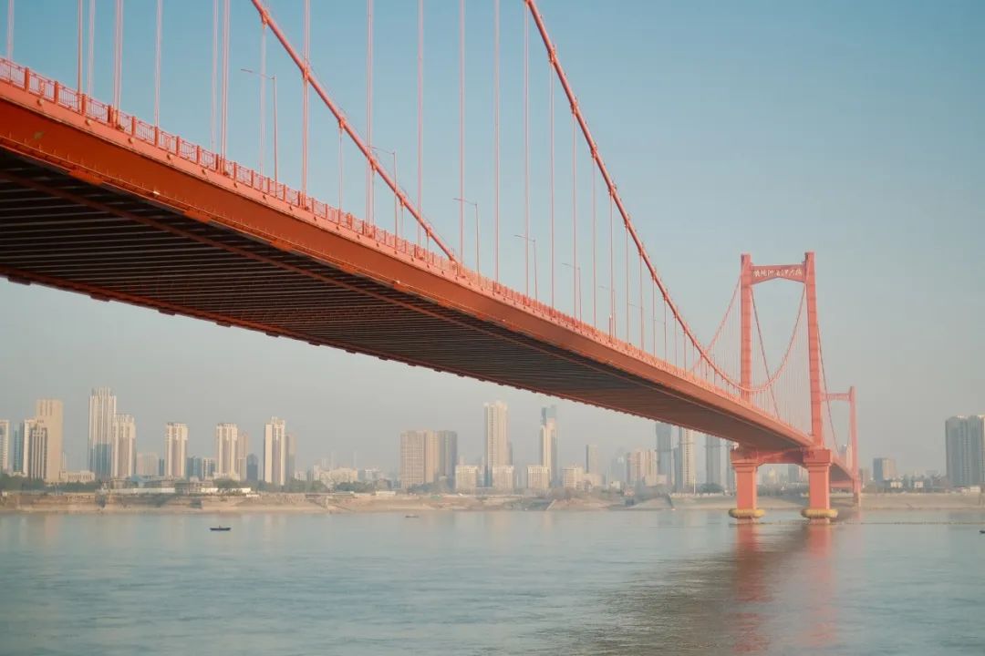 城市蓝色空间如何影响心理健康？一文了解核心效应