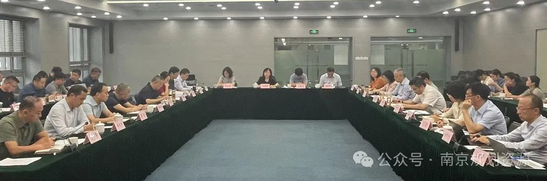 提笔，写不尽这一年 | 基层亮点巡礼之编研中心