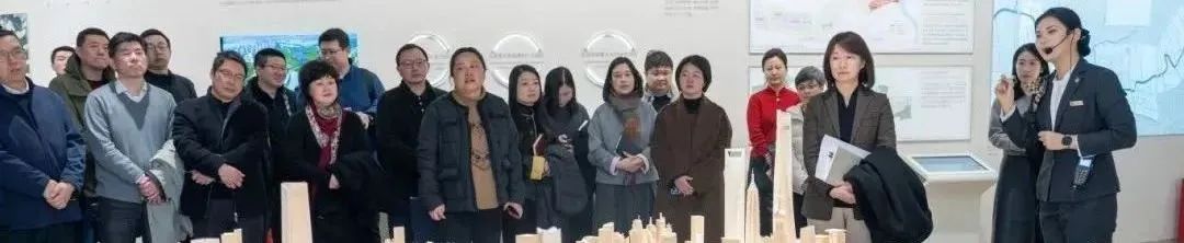 地方动态 | “两旧一村”改造、老旧工业区更新、商务楼宇更新,上海市长部署城市更新工作 地方动态 | “两旧一村”改造、老旧工业区更新、商务楼宇更新,上海市长部署城市更新工作