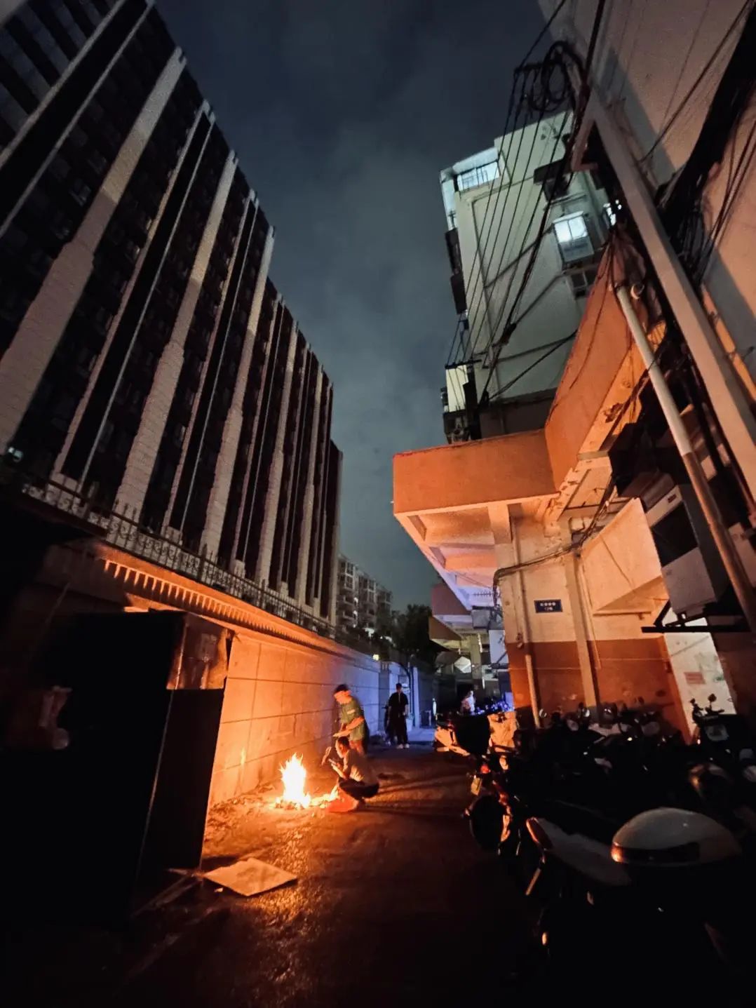 春节征集 | 更新思度——走在苏州的老石板路有感