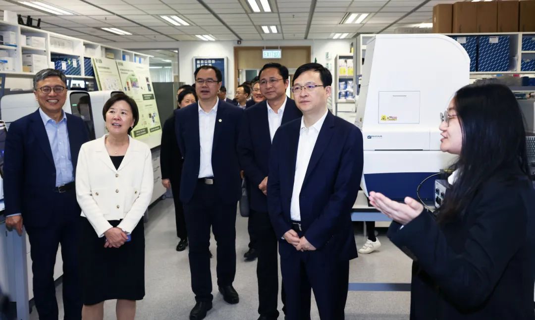 陈之常带队赴香港考察访问 陈之常带队赴香港考察访问