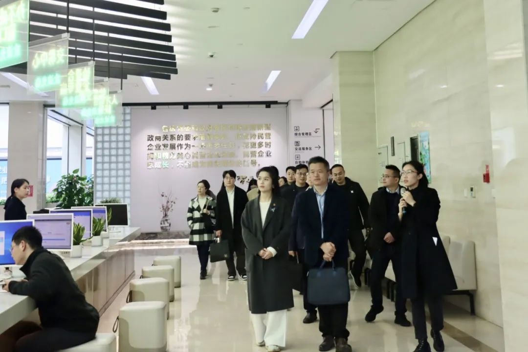 省厅市局团委赴临平区不动产登记服务中心开展调研宣讲